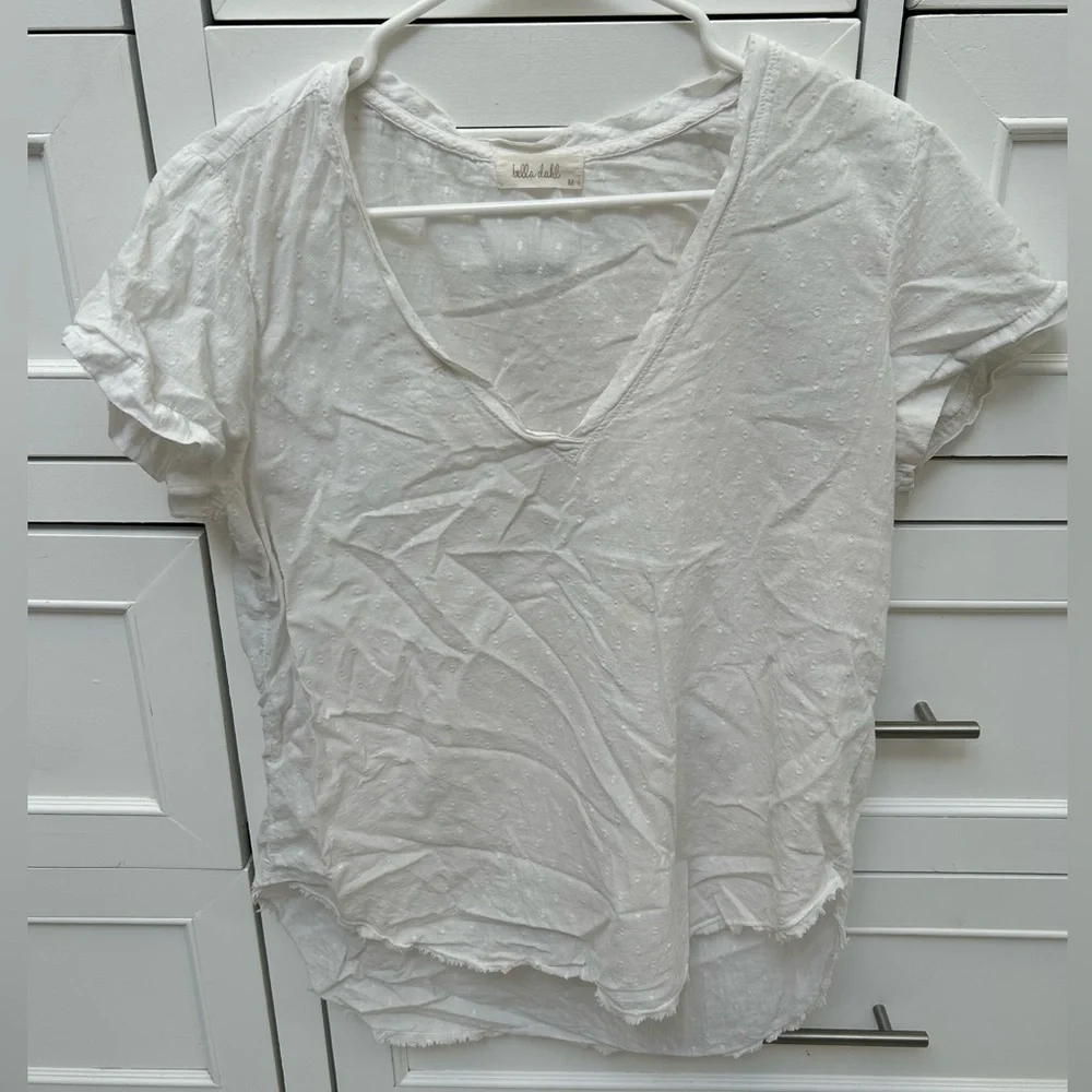 Bella Dahl White Short-Sleeve V-Neck Dot-Texture linen shirt - Picture 1 of 5